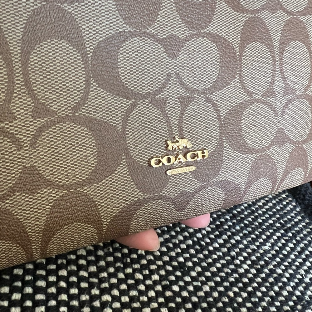New Large Double Zip Wristlet Wallet